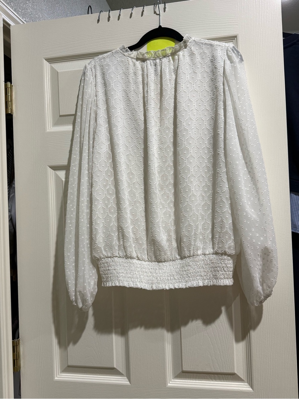 White House Black Market White Eyelet V-Neck Blouson Top - Picture 4 of 4